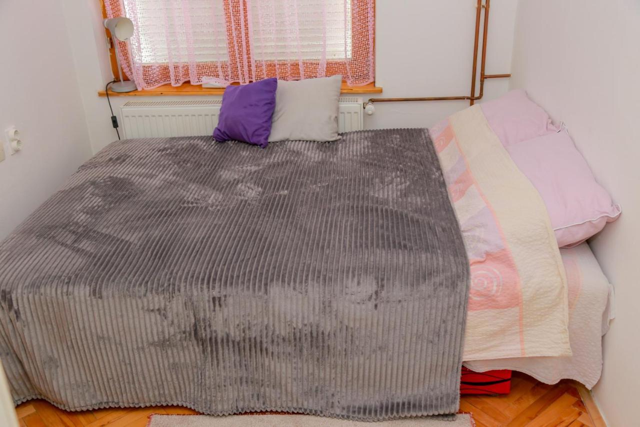 Apartman Marija Appartement Pirot Buitenkant foto