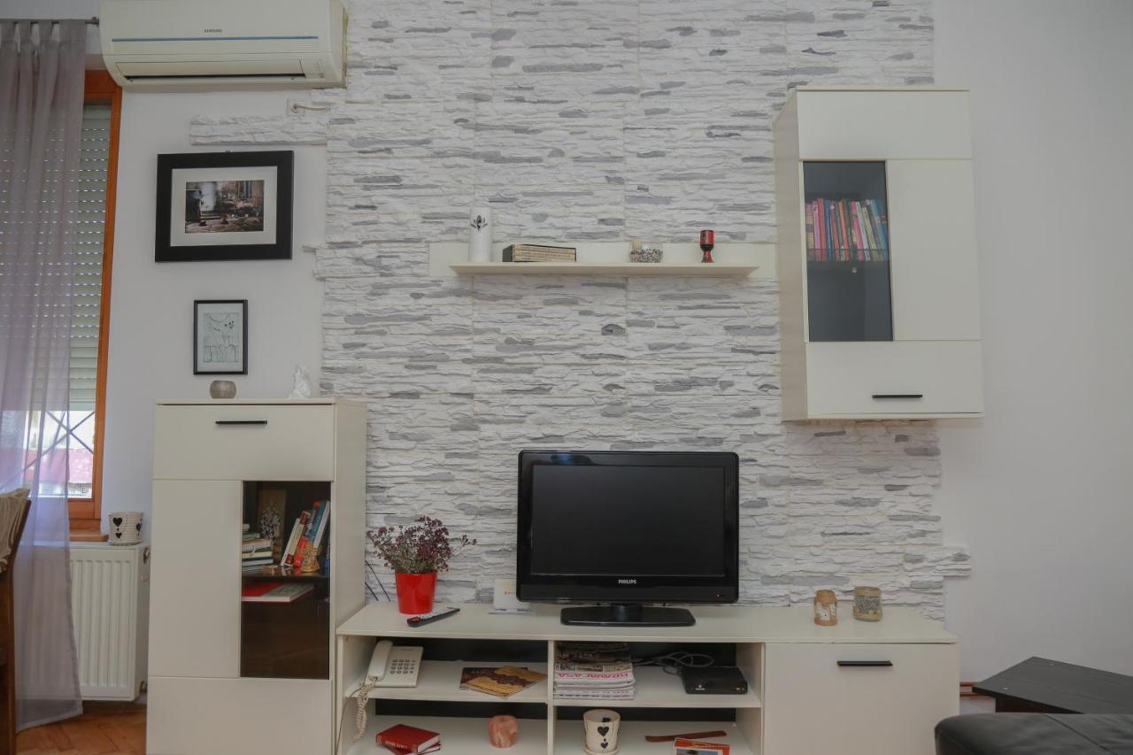 Apartman Marija Appartement Pirot Buitenkant foto