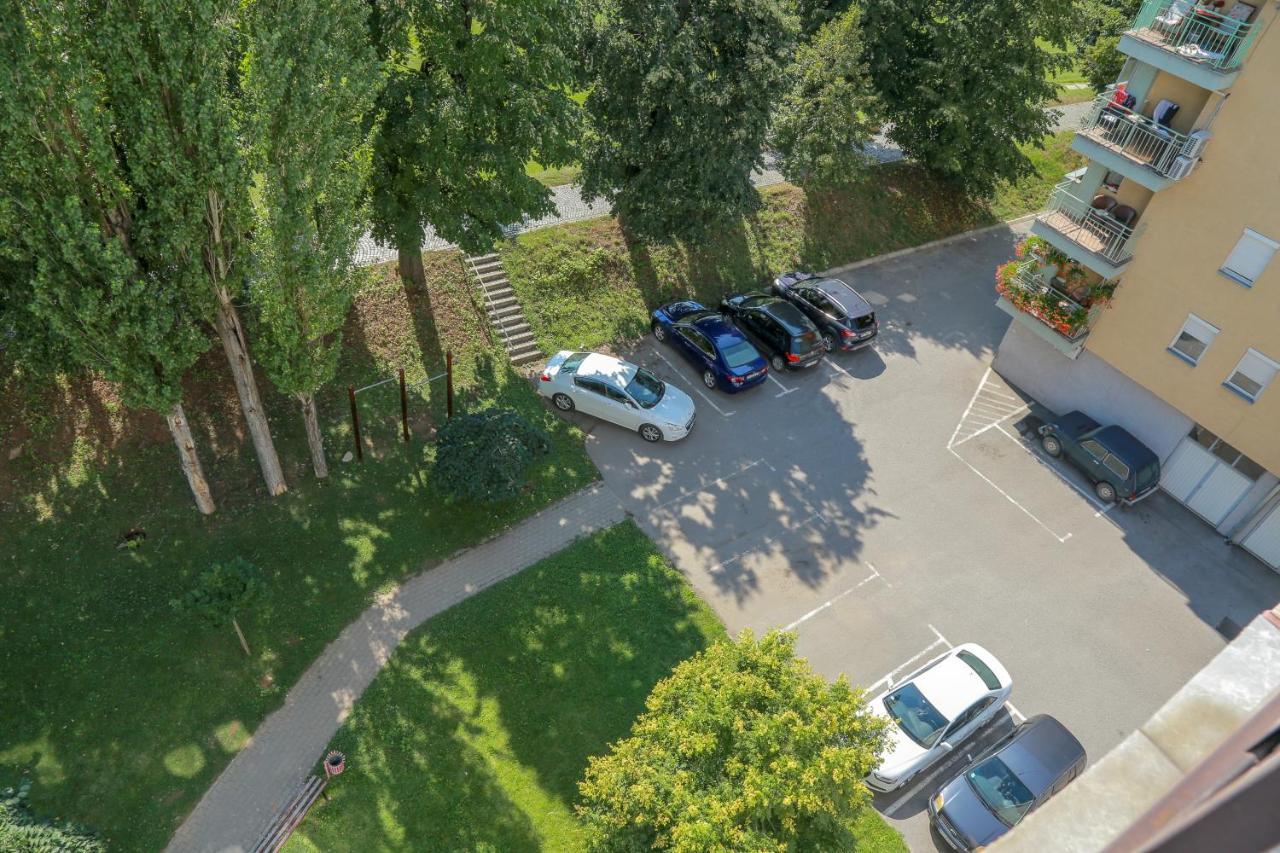 Apartman Marija Appartement Pirot Buitenkant foto
